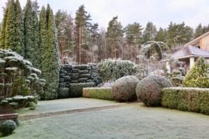 Vinterhage som gir lys, varme og romfølelse